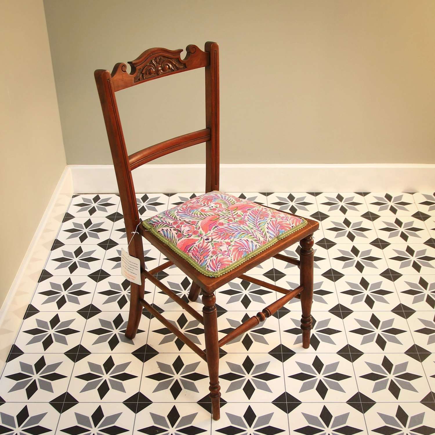 Vintage Bedroom / Bathroom Chair
