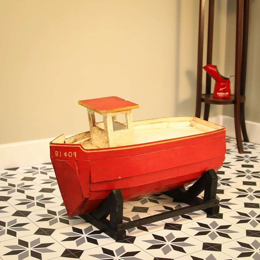 Scratch Build Home Made Tug Boat - Red and White