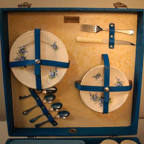 Brexton Picnic Set -