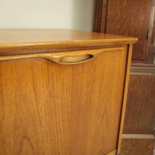 Jentique Sideboard Mid Century Teak Drinks Cabinet Retro Vintage 1960s
