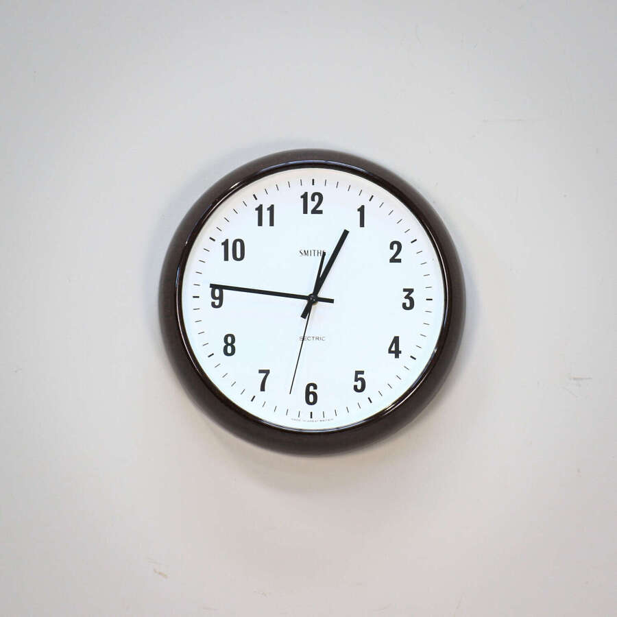 Smiths Sectric Wall Clock Bakelite Round School Office or Station Clock 1950s60s