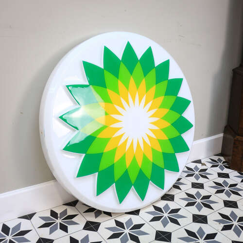 Garage Forecourt BP Helious Sign Illuminating in Plastic