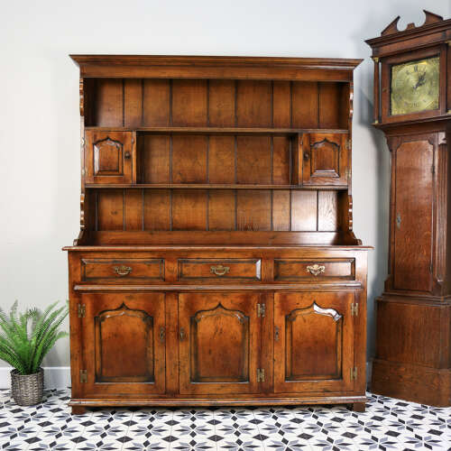 Oak Welsh Dresser by Batheaston Furniture with Plate Rack and Keys