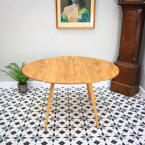 Four Ercol Windsor 370 Dining Chairs with n Elm Ercol Drop Leaf Dining Table