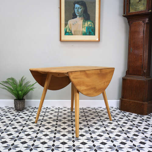 Four Ercol Windsor 370 Dining Chairs with n Elm Ercol Drop Leaf Dining Table