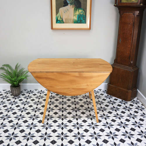 Four Ercol Windsor 370 Dining Chairs with n Elm Ercol Drop Leaf Dining Table