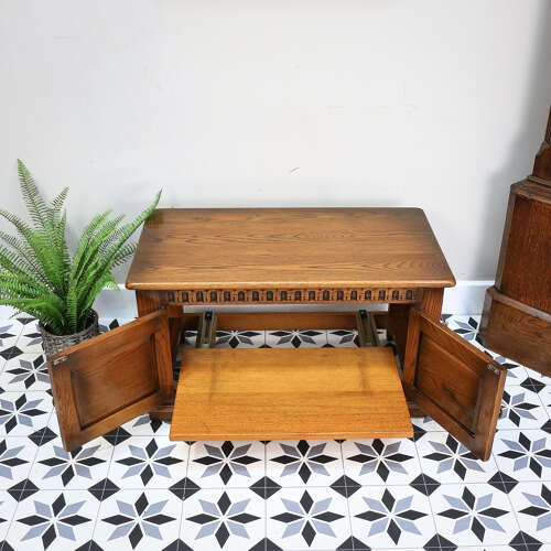 TV Media Unit in Oak Mellow Craft