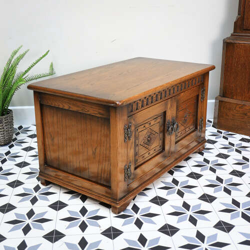 TV Media Unit in Oak Mellow Craft